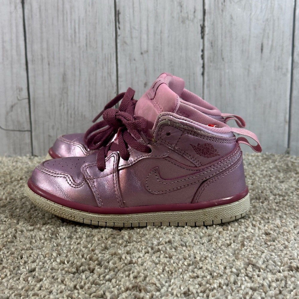 Nike Air Jordan 1 Mid SE Metallic Pink Sneakers Kids Size 8C